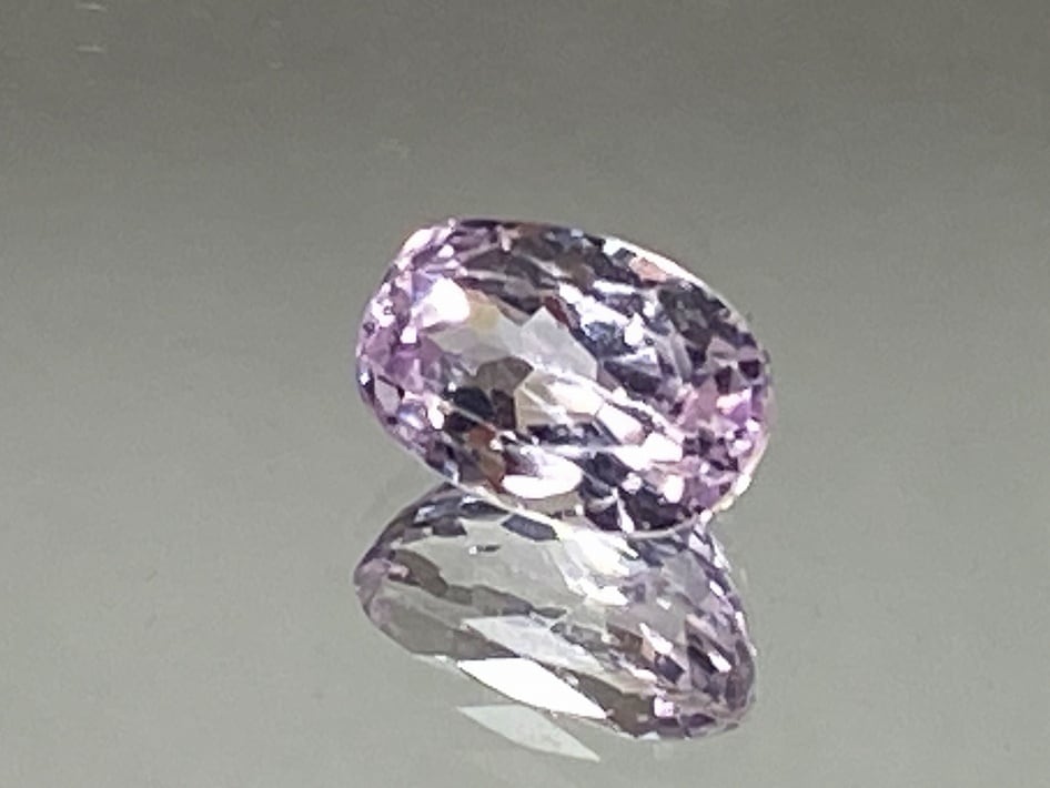 クンツアイト 5.4ct ピンク色 CA-025
