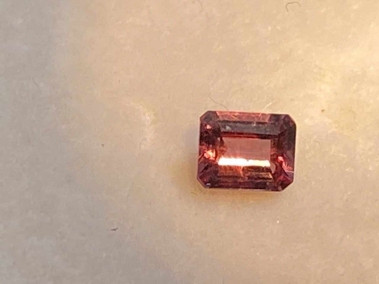 新入荷|ドラゴンガーネット タンザニア産 0.55ct 5×4mm <M-C-79>