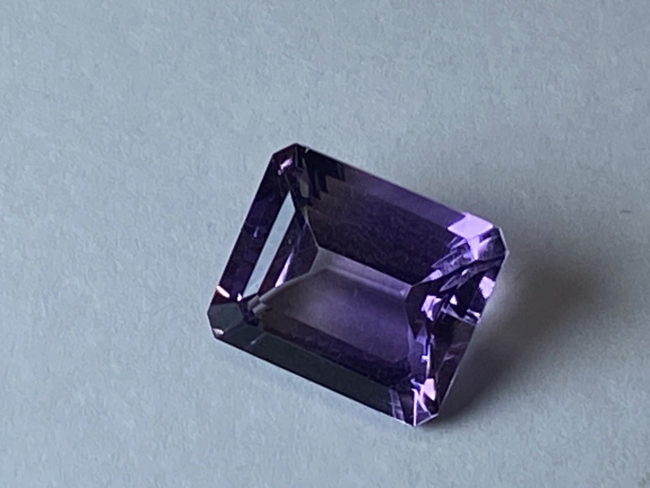 新入荷|アメジスト|カットが綺麗すぎる。長方形 10ct サイズ:11.9×10mm 【限定1個】 <M-C-71>
