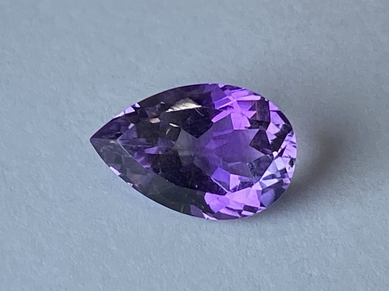 新入荷|アメジスト|バイカラーアメジスト 透明&紫のコンビネーション 5.28ct サイズ:15×10mm 【限定1個】 <M-C-72>