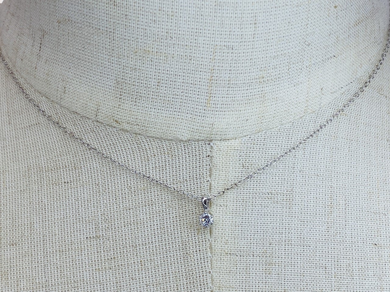 パライバトルマリンタイプ<ラボグロウン> ルース 3mm S-013