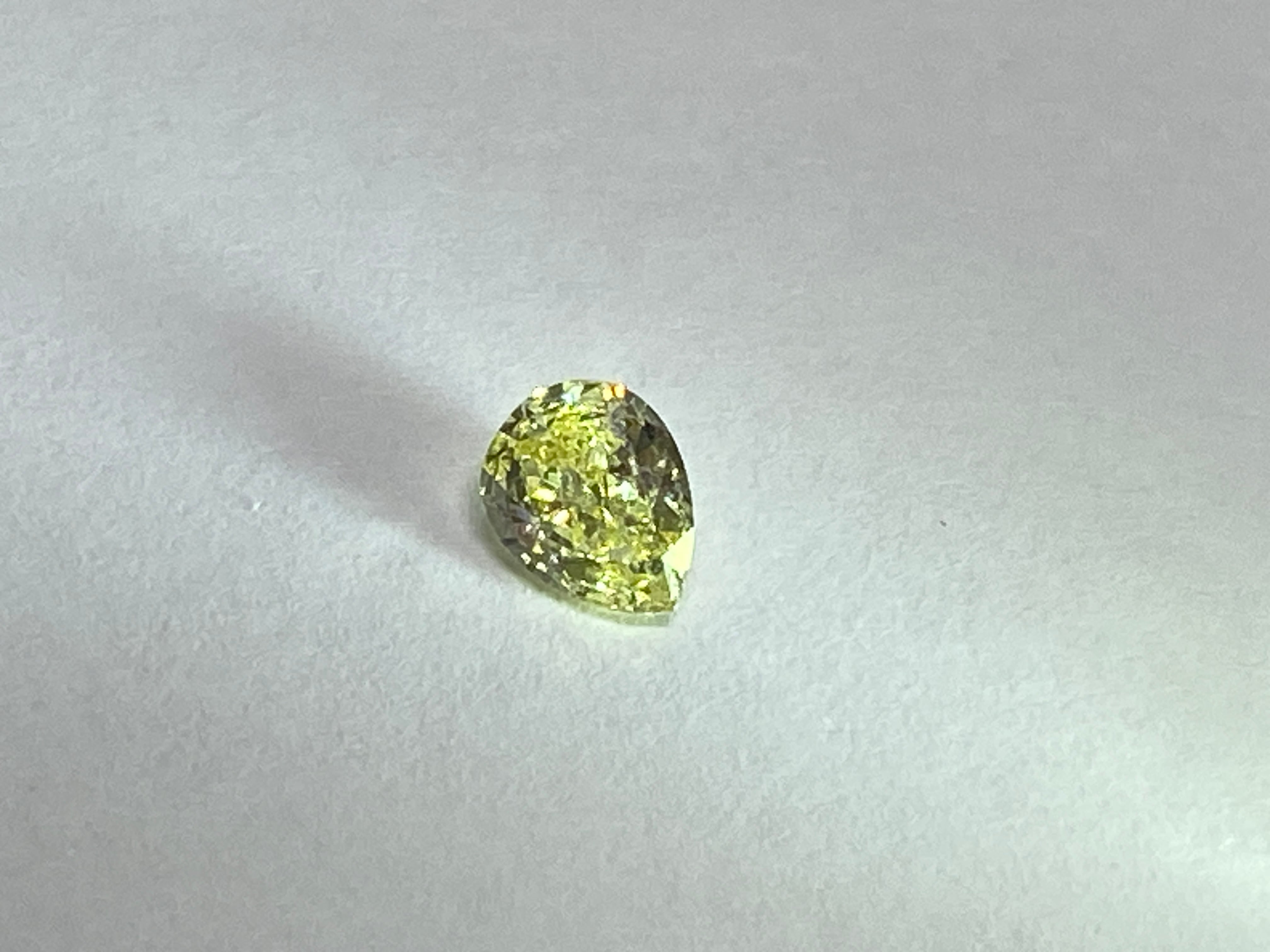 イエローダイヤモンド FANCYYELLOW VS-1 ペアシェープカット 0.336ct DA-009