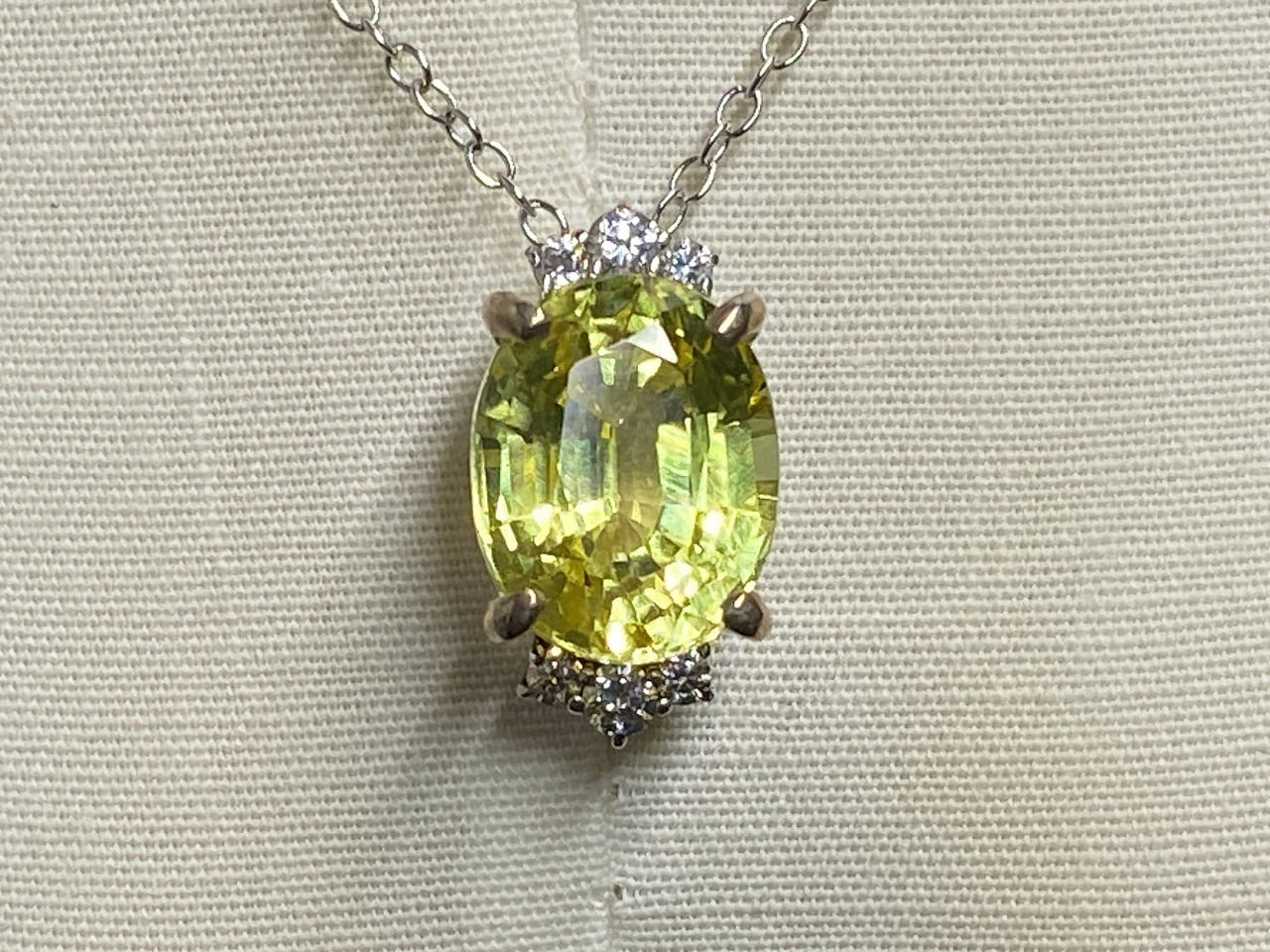 イエローサファイア<再結晶>ペンダント 4.3ct (ラボグロウン)【限定1個】黄色 S-002