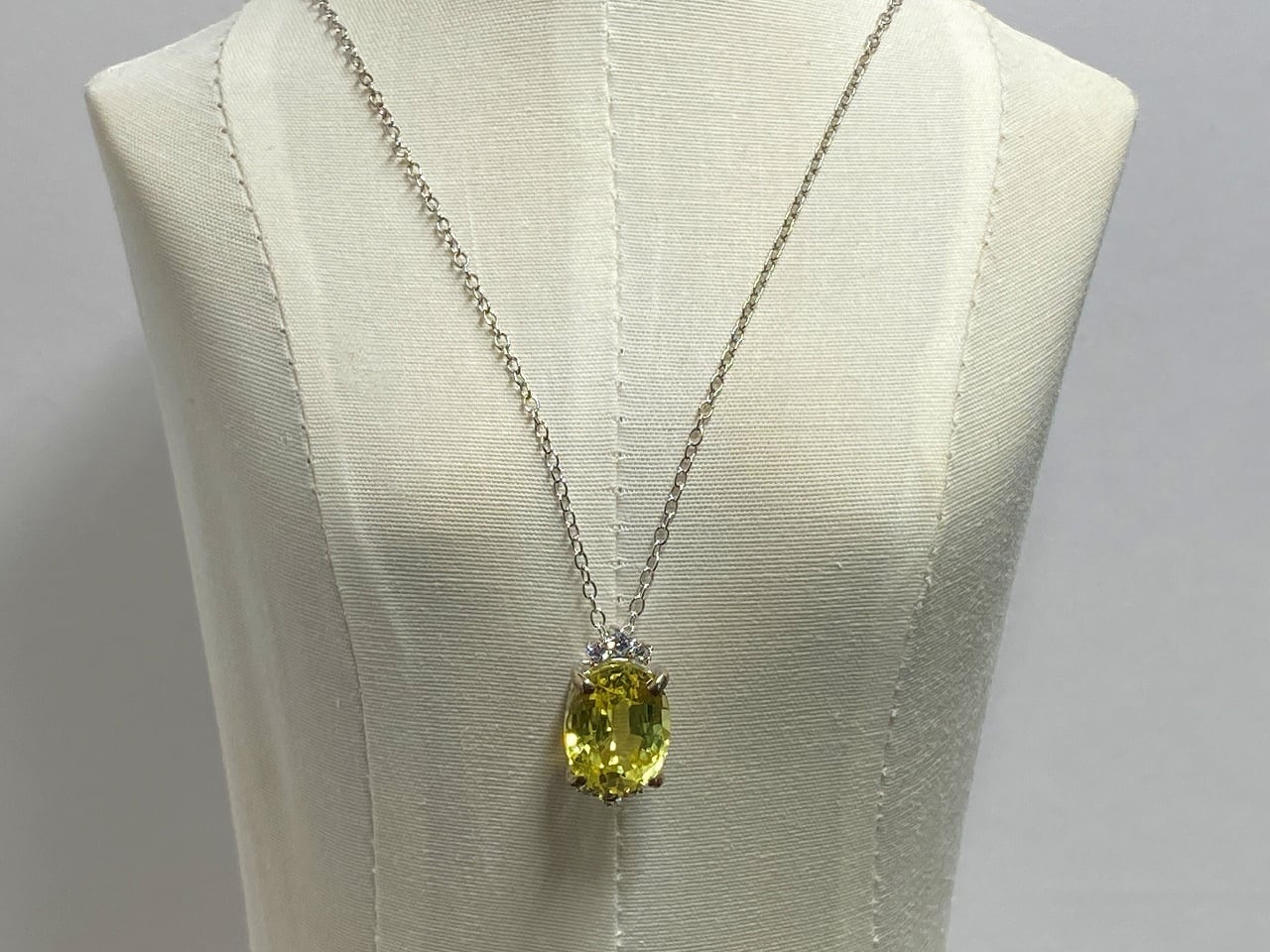 イエローサファイア<再結晶>ペンダント 4.3ct (ラボグロウン)【限定1個】黄色 S-002