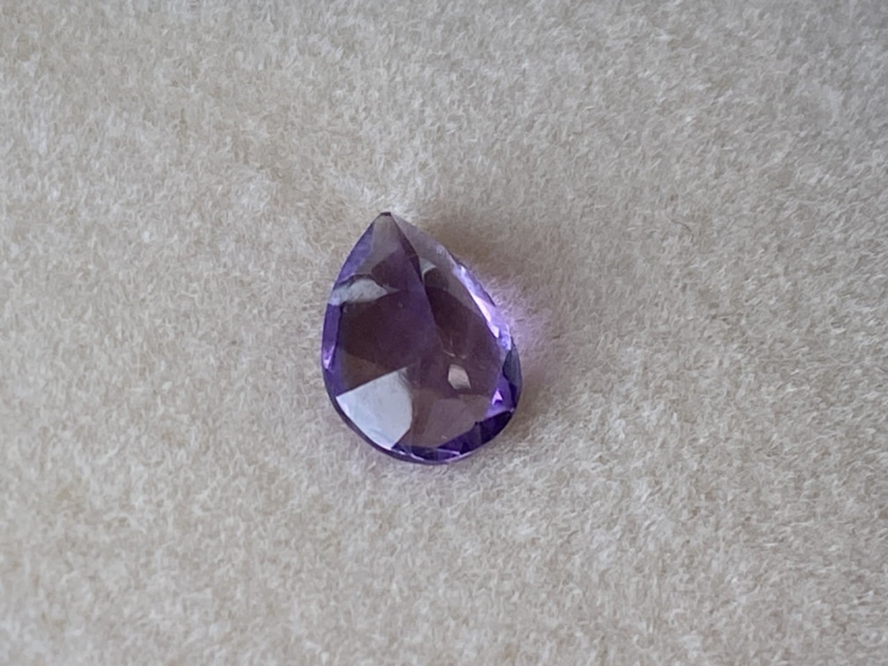 新入荷|アメジスト|深い紫が美しいぺアシエープカット 1.5ct サイズ:10×7mm 【限定1個】 <M-C-77>