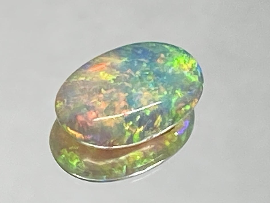 ブラックオパール 5.048ct 【限定1個】 虹色 鑑別書 OP-012