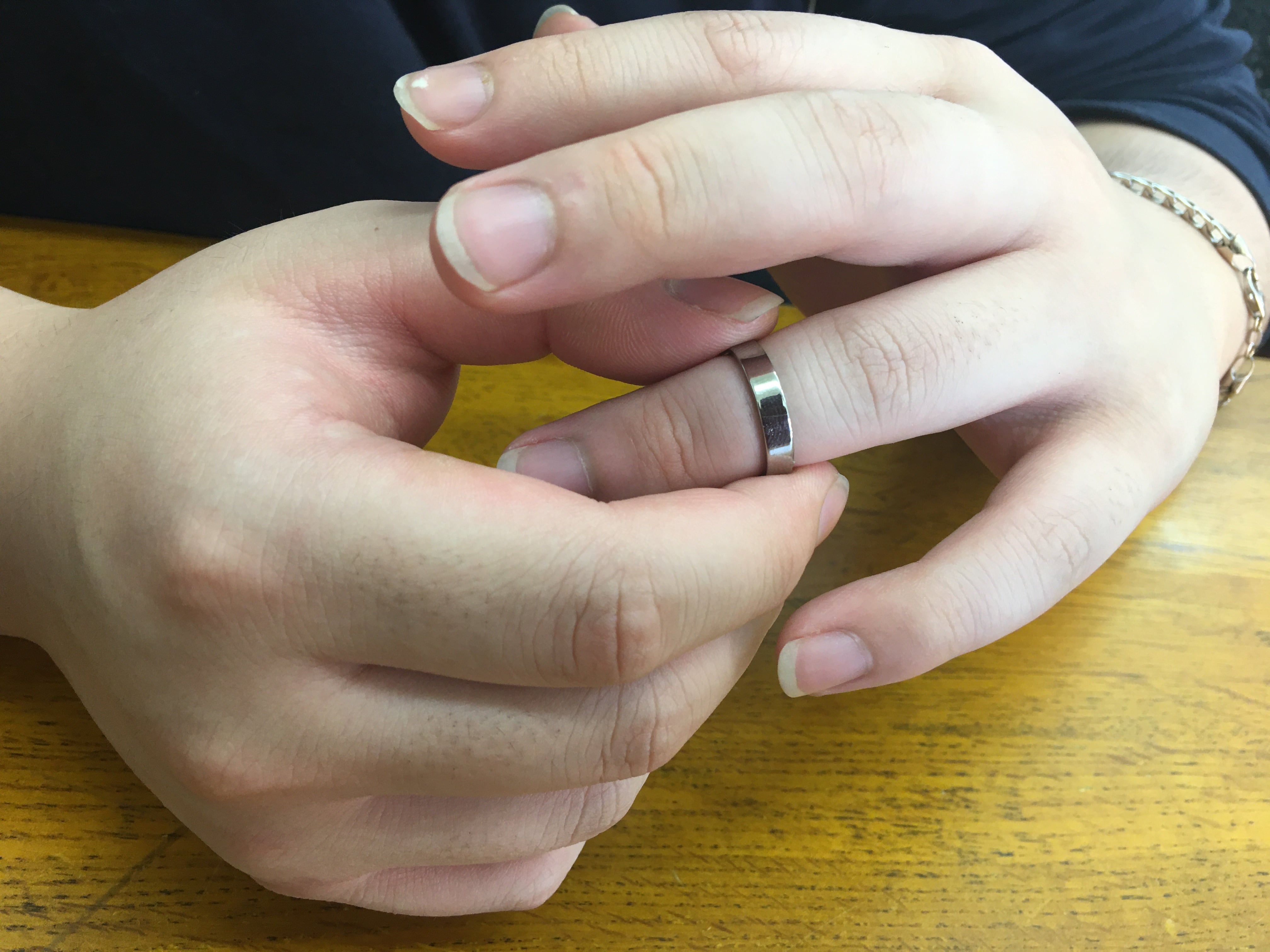 K18製　リングクリップ（M）リング幅3.5ｍｍ迄　厚み2.3mm　＜商品番号　P-035＞　（チェーンは付いていません）