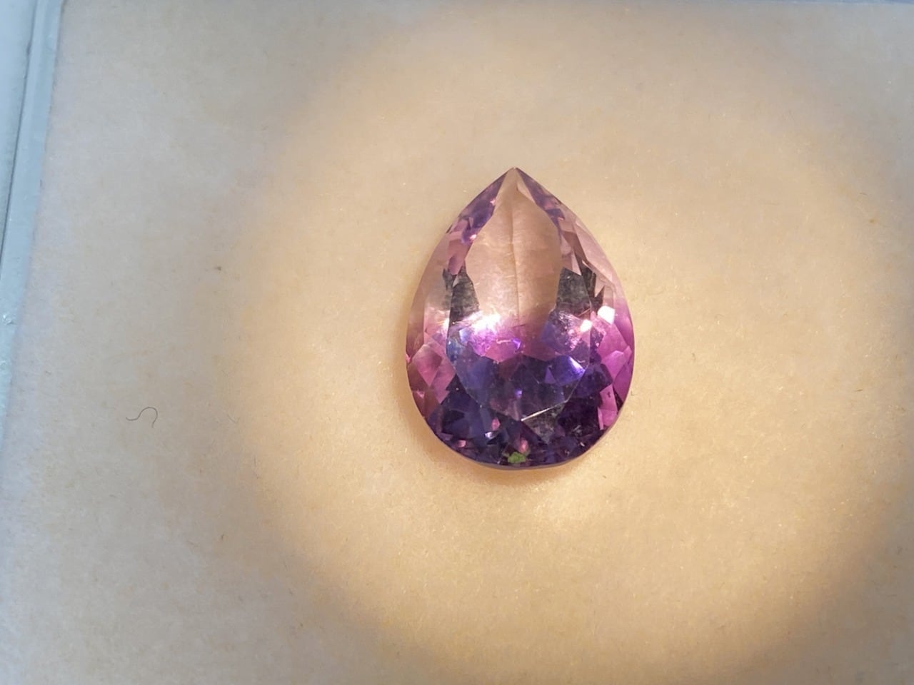 新入荷｜アメジスト｜バイカラーアメジスト　透明＆紫のコンビネーション　5.28ct　サイズ：15×10ｍｍ　【限定1個】　＜M-C-72＞
