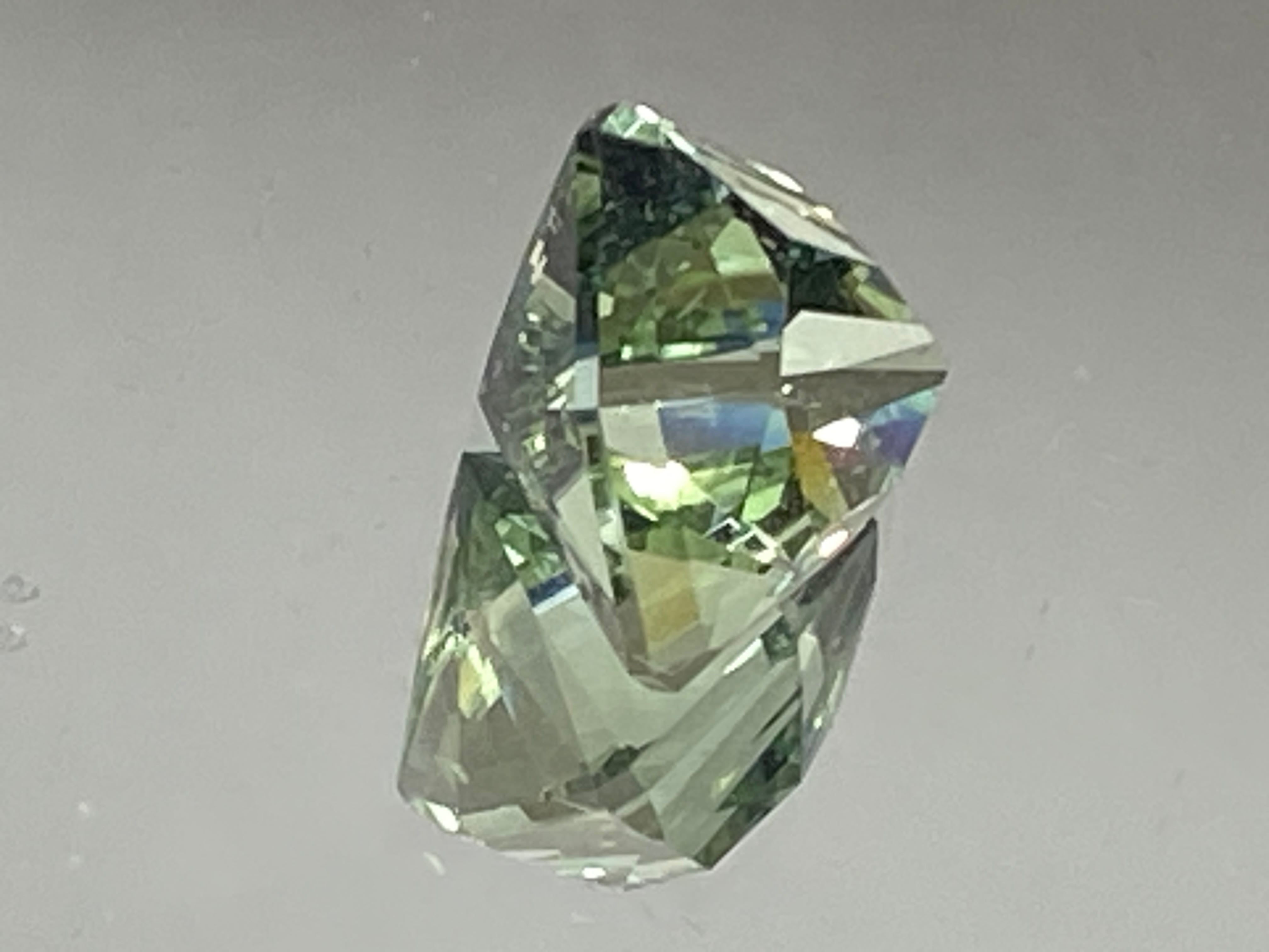 イエローベリル　9.87ct　【限定1個】　黄色　CA-016