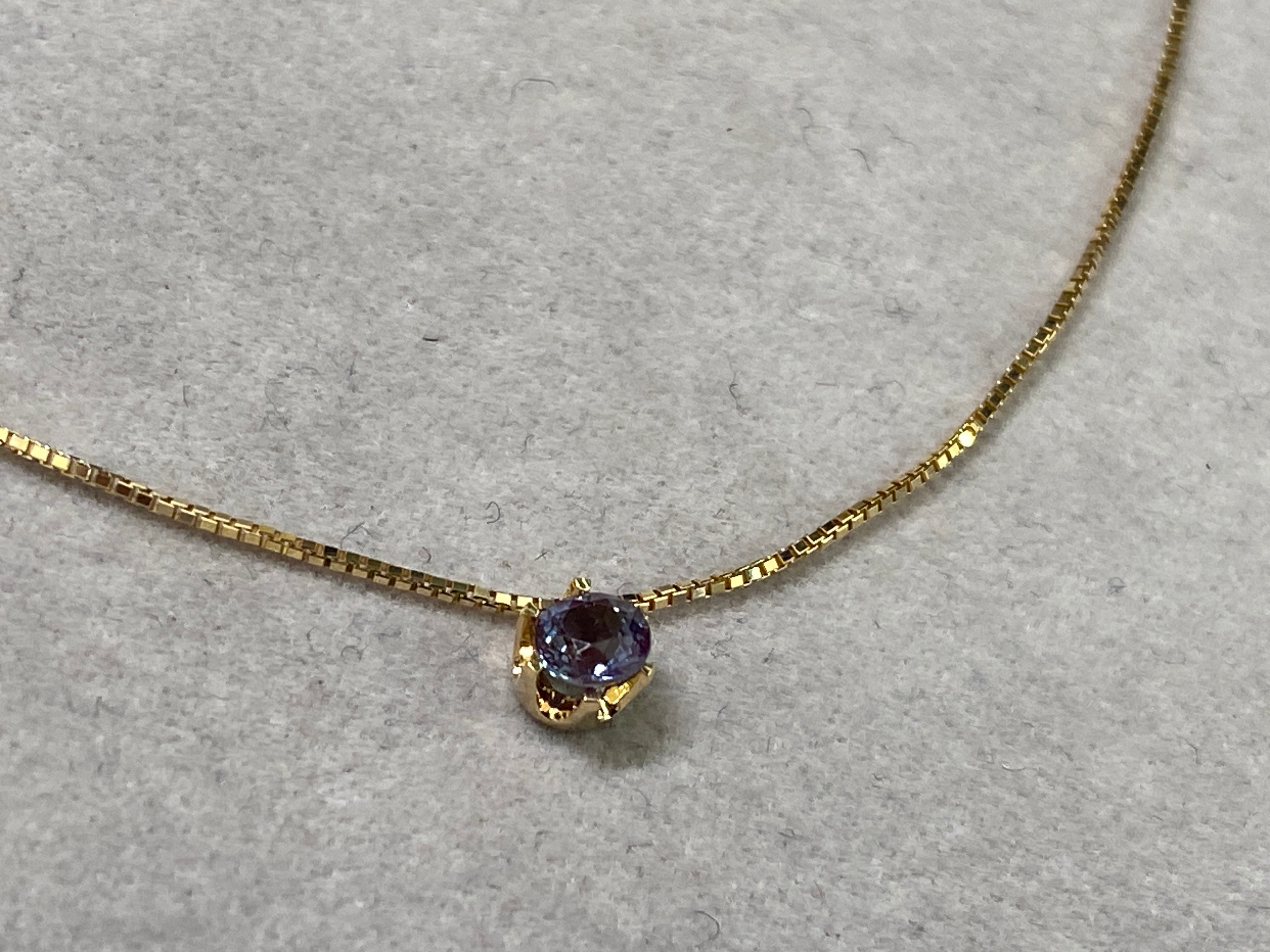 アレキサンドライト＜再結晶＞ルース　0.13ct　S-008