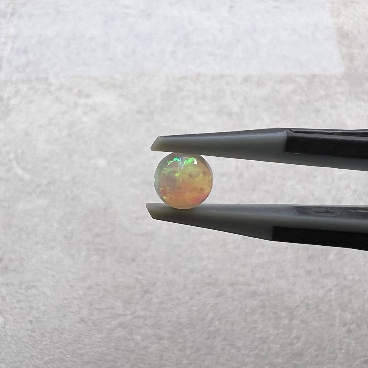クリスタルオパール　5.08ｍｍ　【限定1個】　M-OP-52