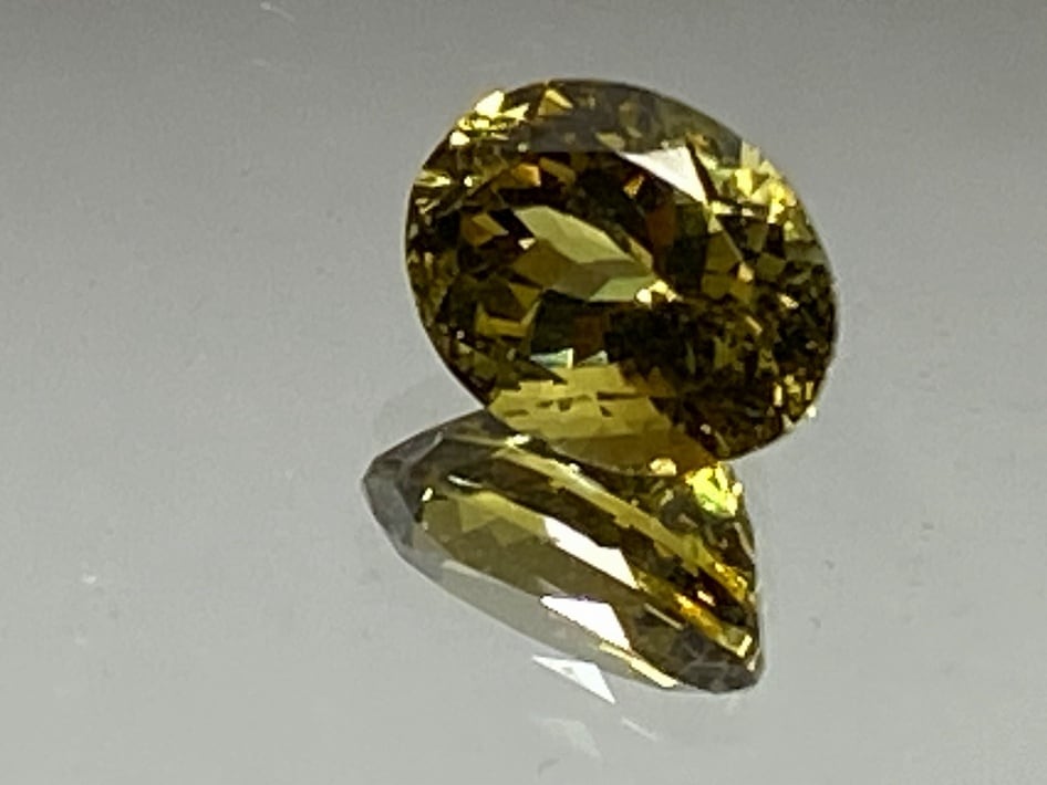 クロシュラーガーネット　3.457ct　鑑別書有　緑色　CA-024