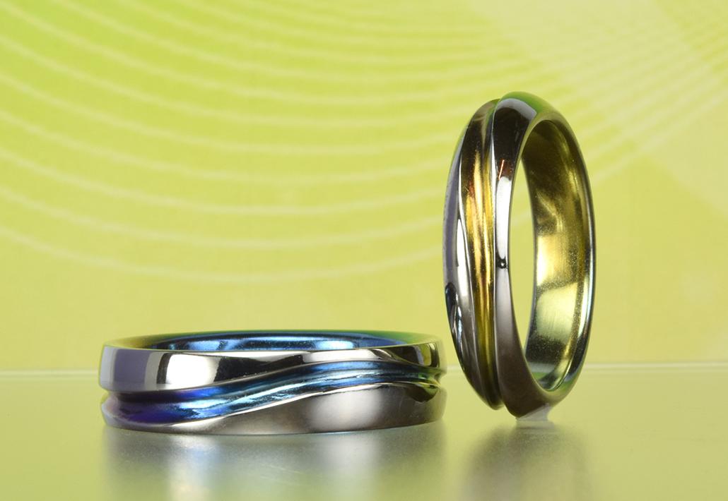 カラー結婚指輪｜オン・ザ・ウェーブ｜幸せの波
