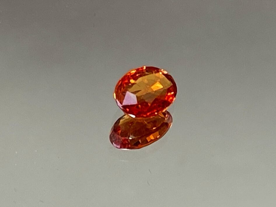 オレンジサファイア　1.34ct　ｵﾚﾝｼﾞ色　CA-SA-001