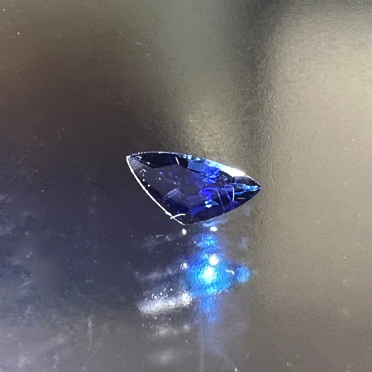 サファイア　0.75ct　CA-041