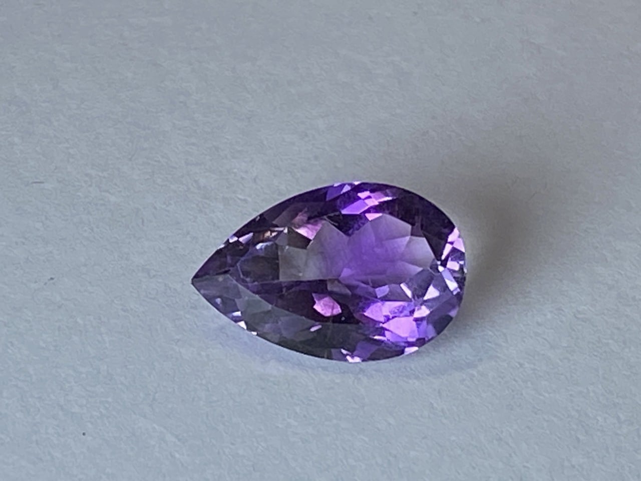 新入荷｜アメジスト｜バイカラーアメジスト　透明＆紫のコンビネーション　5.28ct　サイズ：15×10ｍｍ　【限定1個】　＜M-C-72＞
